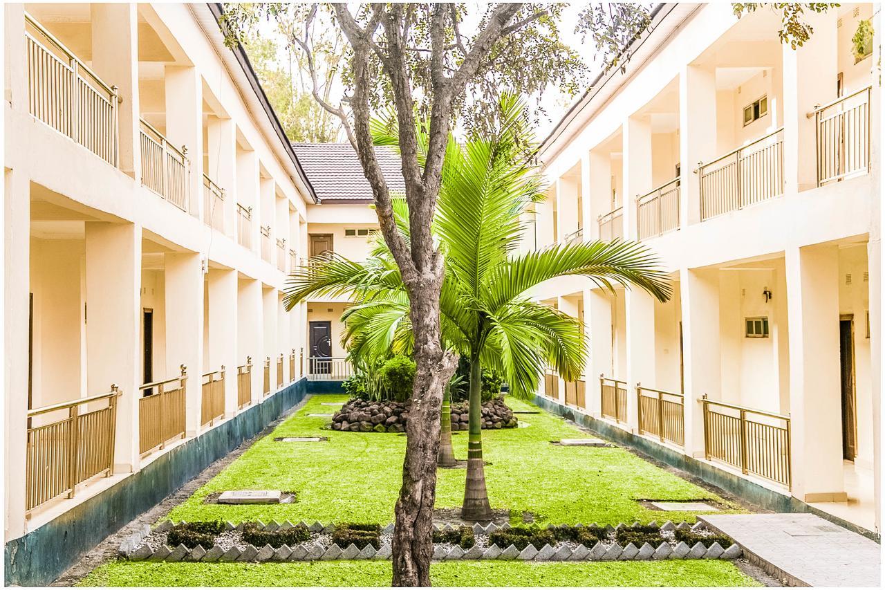Chamba Valley Exotic Hotel Лусака Екстериор снимка